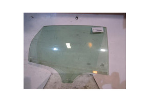 Vitre arriere droit FORD FOCUS 3 Photo n°1