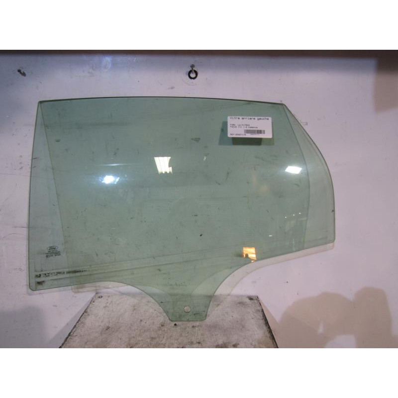 Vitre arriere gauche FORD FOCUS 3 Photo n°1