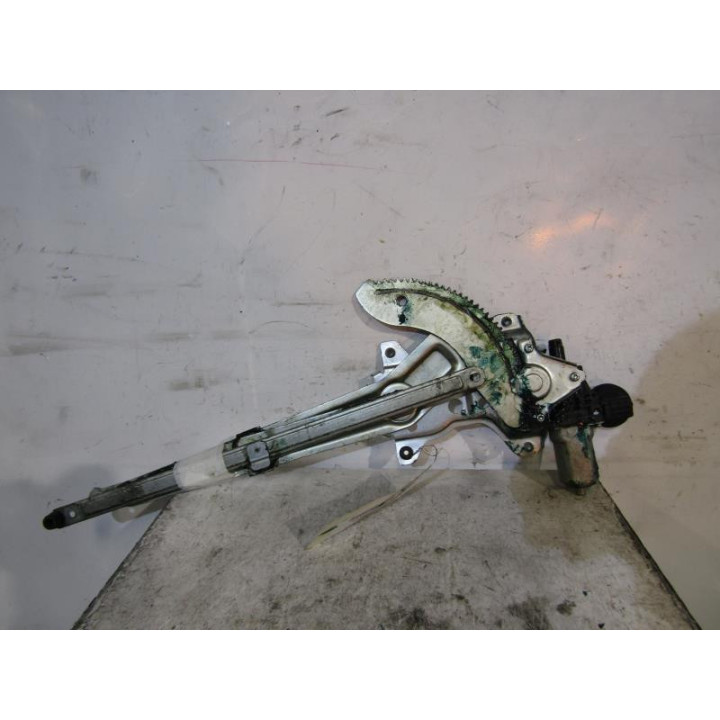 Leve vitre electrique avant gauche SUZUKI SWIFT 3 Photo n°2