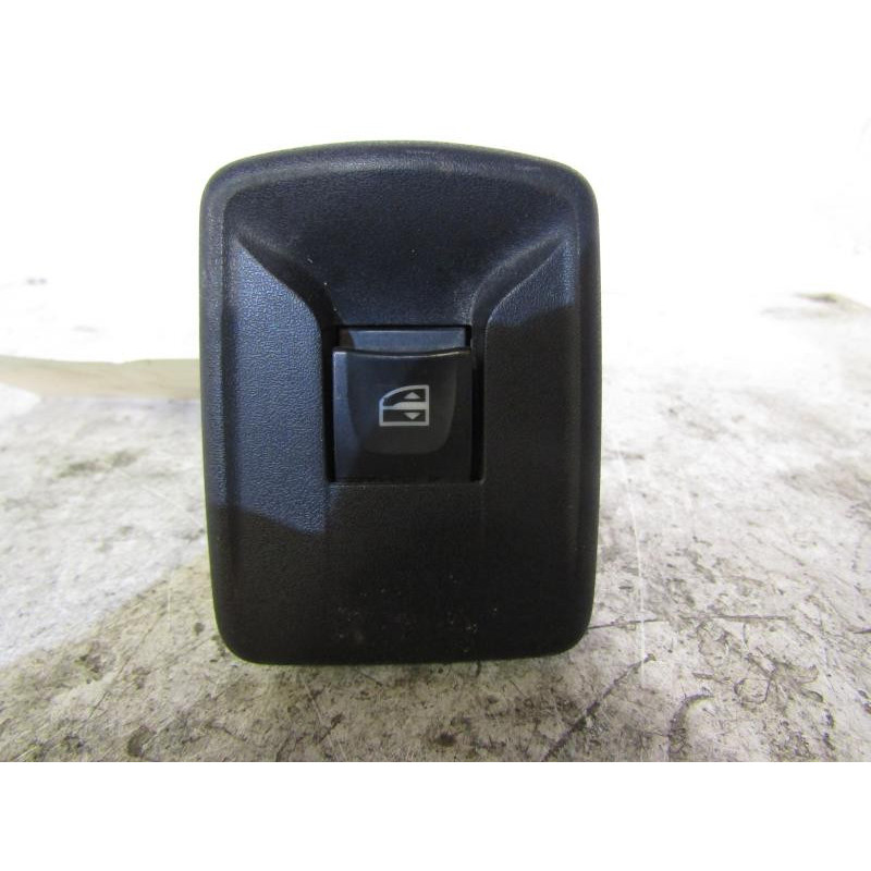 Interrupteur de leve vitre avant droit RENAULT KANGOO 2 Photo n°1