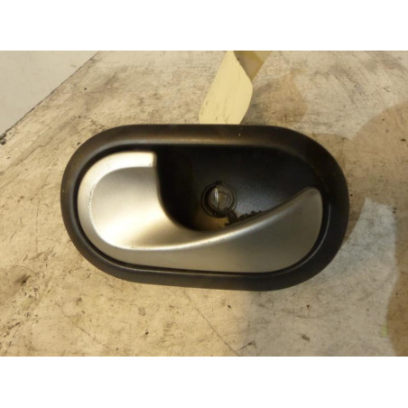 Poignee interieur arriere gauche RENAULT CLIO 3