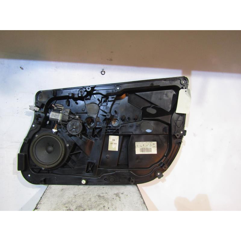 Leve vitre electrique avant droit FORD FIESTA 6 Photo n°1