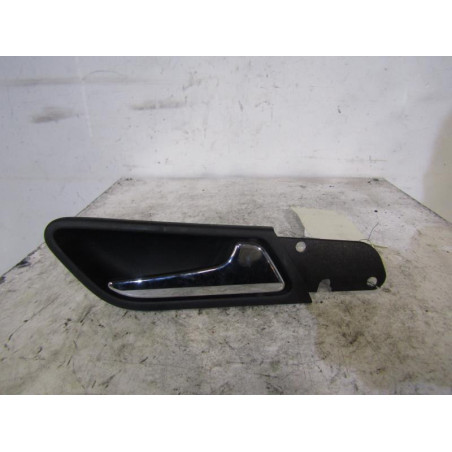 Poignee interieur arriere droit MERCEDES CLASSE A 169
