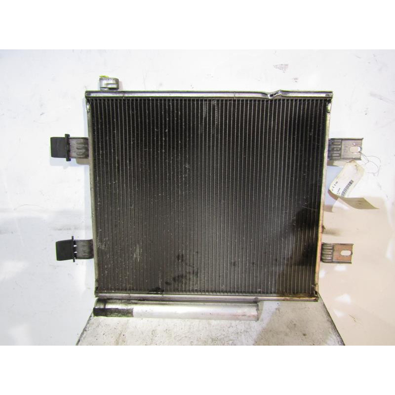 Radiateur clim DAIHATSU CUORE 3 Photo n°1
