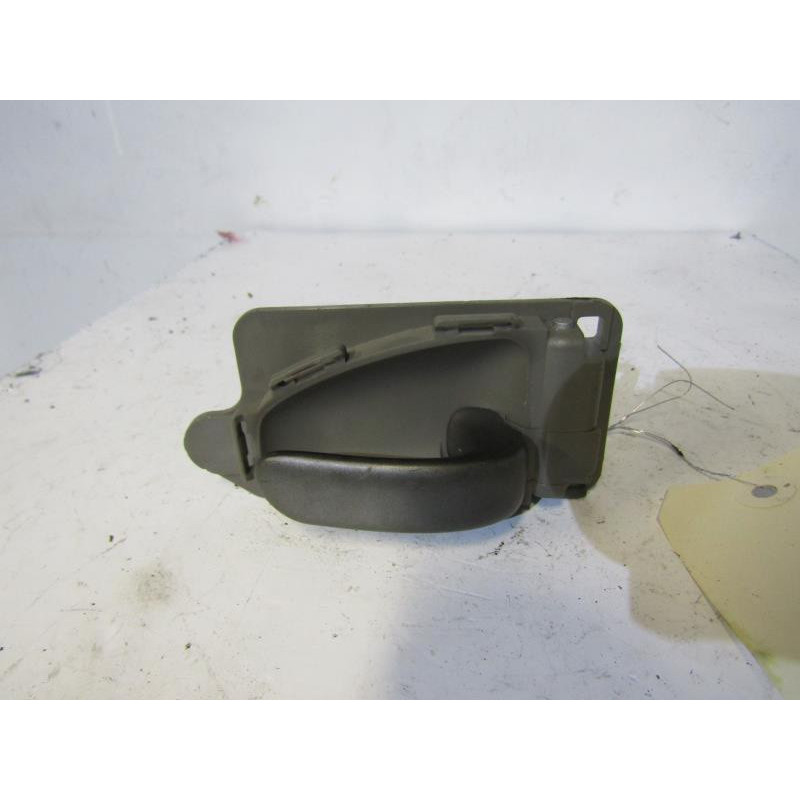 Poignee interieur arriere droit CITROEN XSARA PICASSO Photo n°1