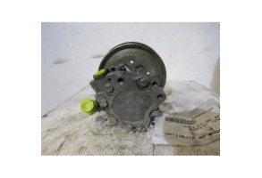 Pompe de direction AUDI A4 2 Photo n°4