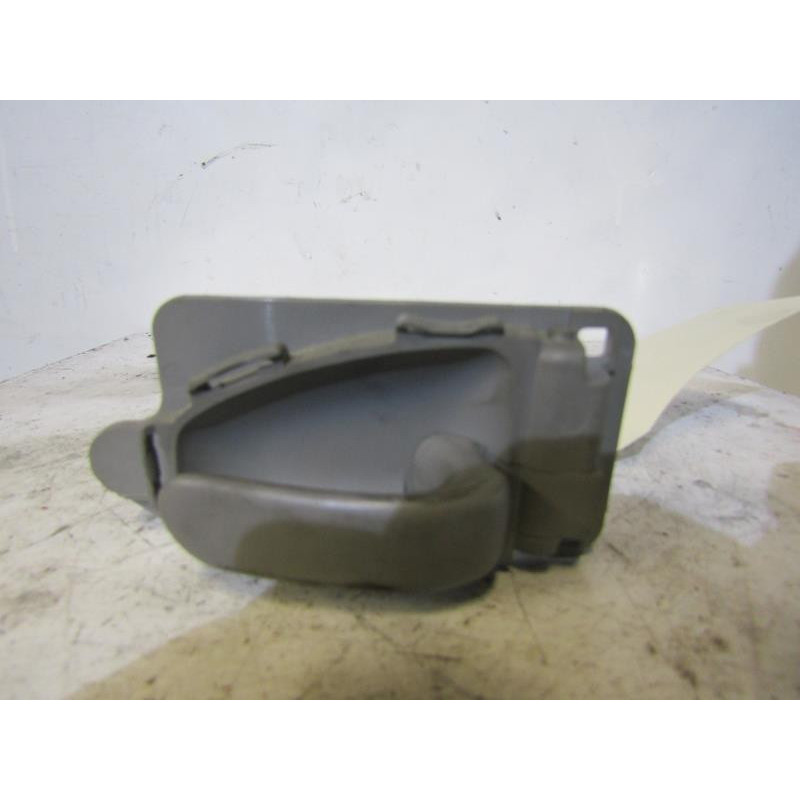 Poignee interieur arriere droit CITROEN XSARA PICASSO Photo n°1