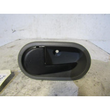 Poignee interieur arriere gauche FORD FIESTA 5 Photo n°2