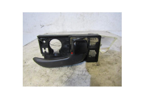 Poignee interieur arriere droit HYUNDAI I 10 1 Photo n°1