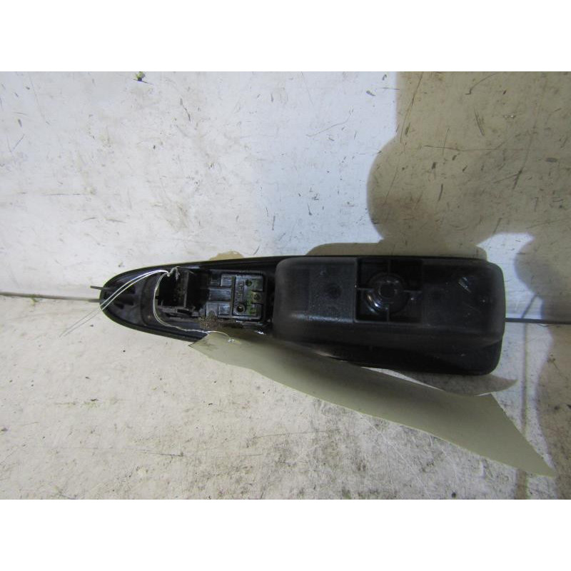 Interrupteur de leve vitre arriere droit CITROEN C4 1 Photo n°1