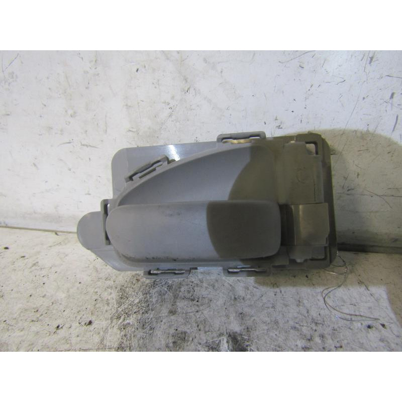 Poignee interieur arriere droit CITROEN XSARA PICASSO Photo n°1
