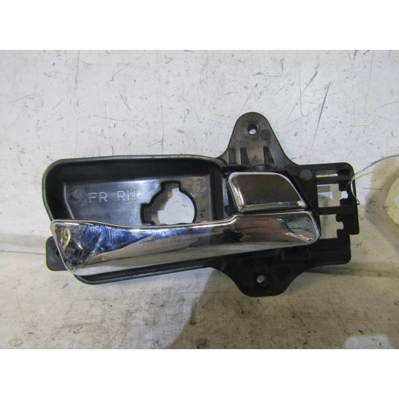 Poignee interieur avant droit HYUNDAI I 30 1 Photo n°1