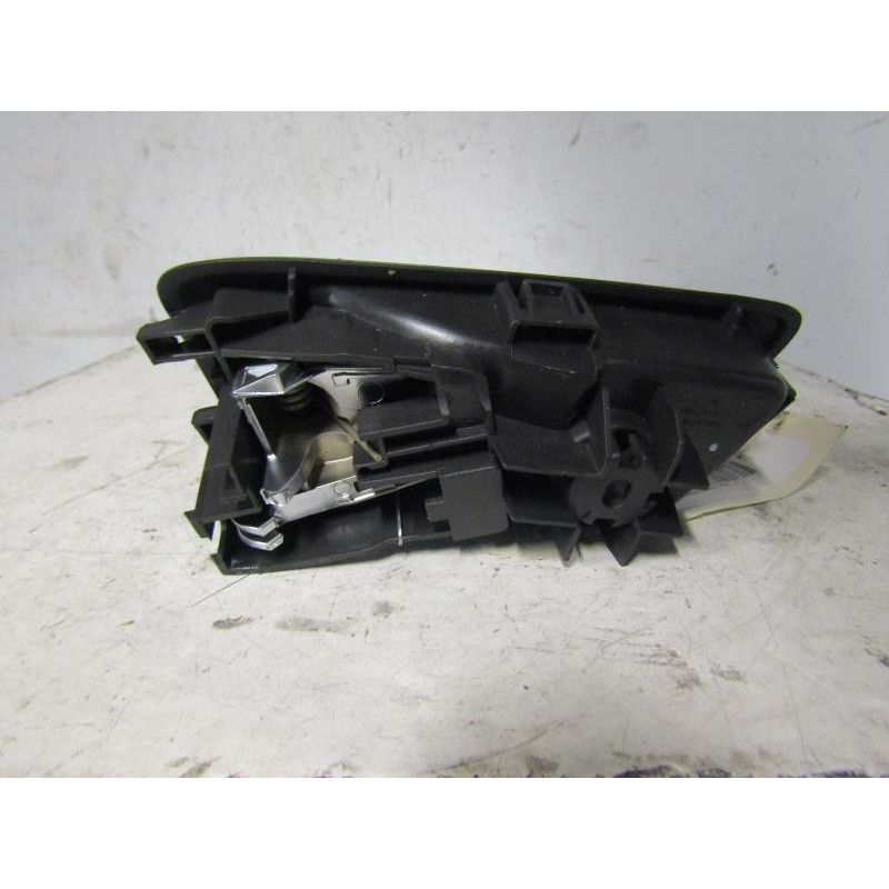 Poignee interieur arriere droit FORD FIESTA 6 Photo n°1