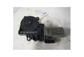 Leve vitre electrique avant droit FORD FIESTA 5 Photo n°1