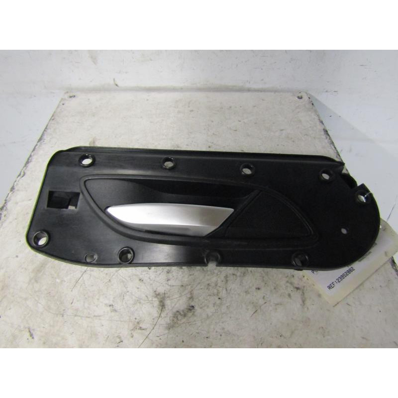 Poignee interieur avant gauche FIAT GRANDE PUNTO Photo n°1