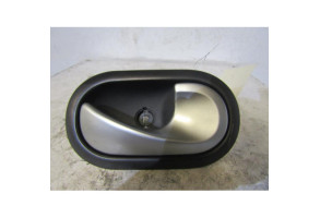 Poignee interieur arriere gauche RENAULT CLIO 3 Photo n°1