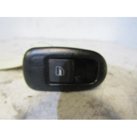 Interrupteur de leve vitre arriere droit SEAT LEON 1