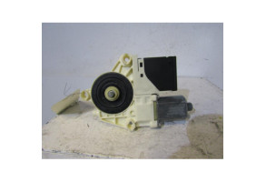 Moteur leve vitre arriere gauche RENAULT MEGANE 3 Photo n°1