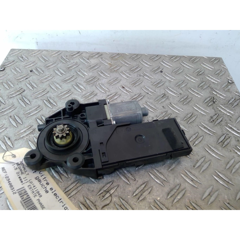 Leve vitre electrique avant gauche RENAULT MEGANE 3 Photo n°1