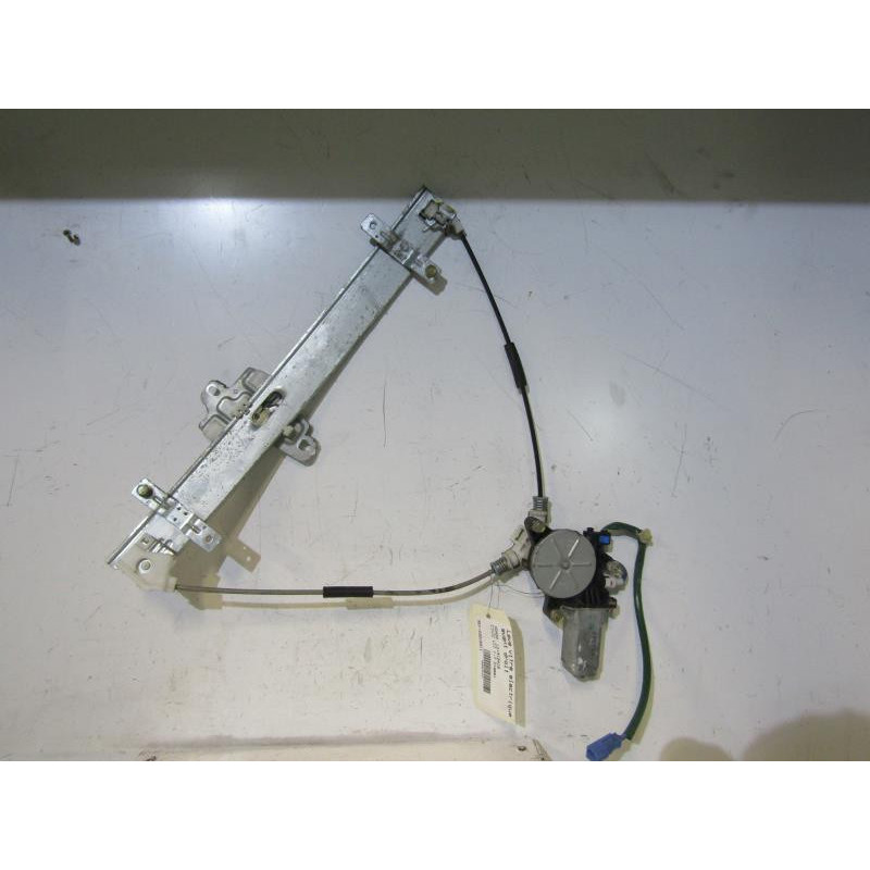 Leve vitre electrique avant droit HONDA CIVIC 7 Photo n°1