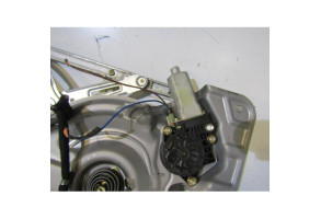 Leve vitre electrique arriere droit HYUNDAI TRAJET Photo n°4