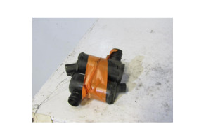 Pompe lave glace avant TOYOTA AVENSIS VERSO Photo n°2
