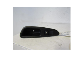 Interrupteur de leve vitre arriere droit PEUGEOT 308 1 SW Photo n°1