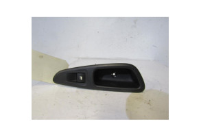 Interrupteur de leve vitre arriere gauche PEUGEOT 308 1 SW Photo n°2