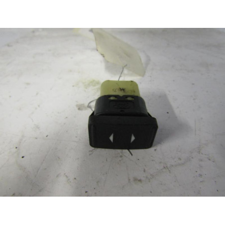 Interrupteur de leve vitre avant droit FORD C-MAX 1
