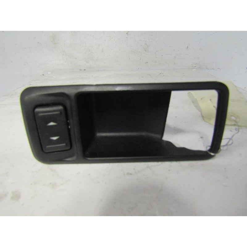 Interrupteur de leve vitre arriere droit FORD C-MAX 1 Photo n°1