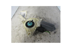 Leve vitre electrique avant gauche MERCEDES CLASSE B 245 Photo n°1
