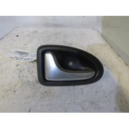 Poignee interieur arriere gauche RENAULT CLIO 2 CAMPUS Photo n°1