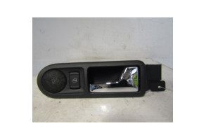 Poignee interieur arriere droit VOLKSWAGEN PASSAT 4 Photo n°1