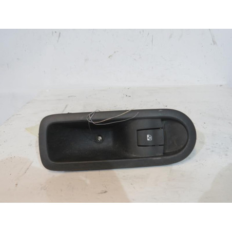 Interrupteur de leve vitre arriere droit RENAULT MEGANE 2