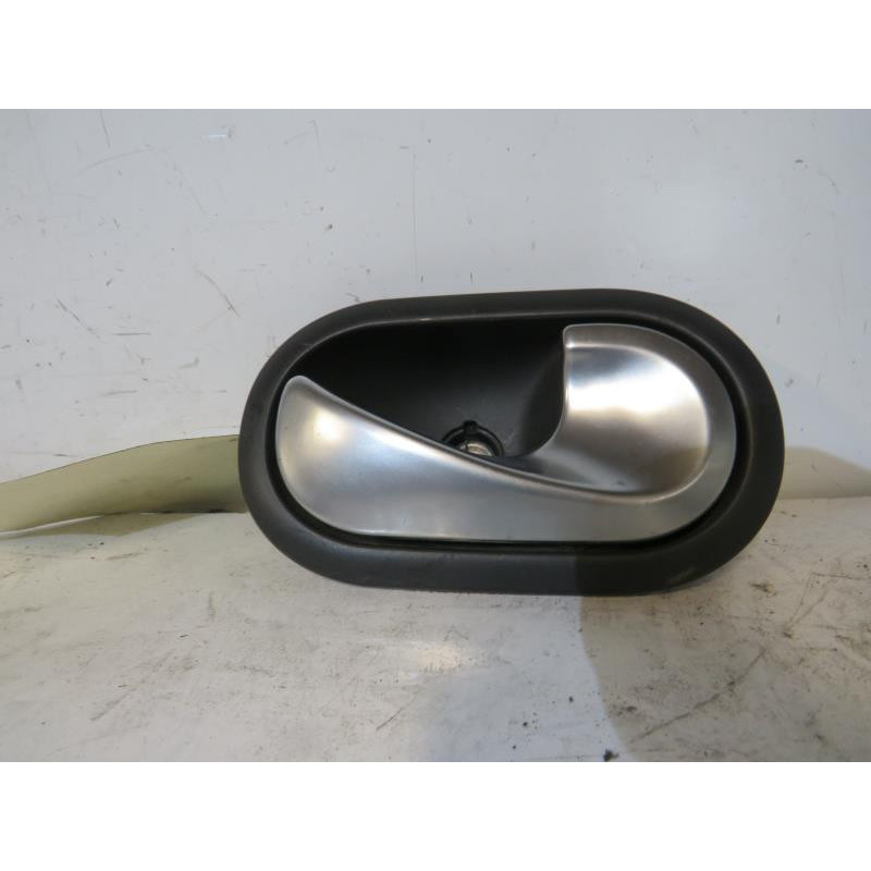 Poignee interieur arriere droit RENAULT MEGANE 2 Photo n°1