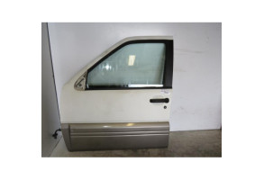 Porte avant gauche NISSAN TERRANO 2 Photo n°1