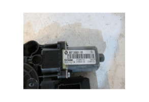 Moteur leve vitre avant droit RENAULT SCENIC 3 Photo n°3