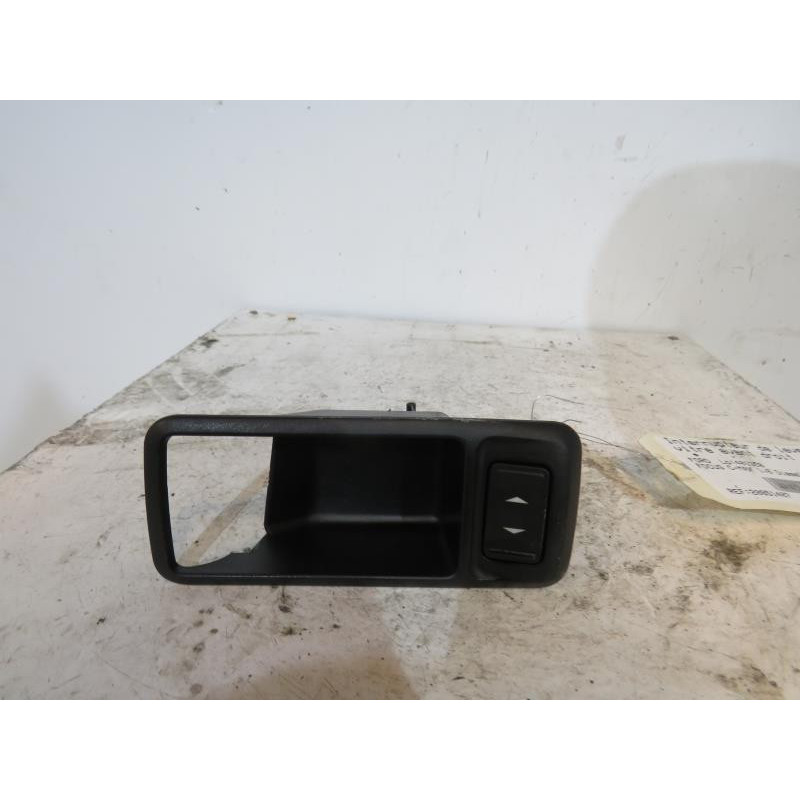 Interrupteur de leve vitre avant droit FORD C-MAX 1 Photo n°1