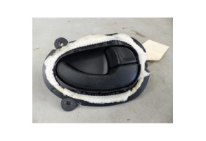 Poignee interieur arriere droit PEUGEOT 406 Photo n°1