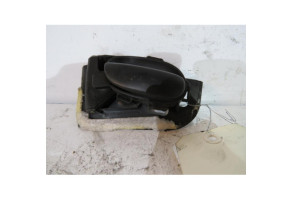 Poignee interieur arriere gauche PEUGEOT 205 Photo n°1