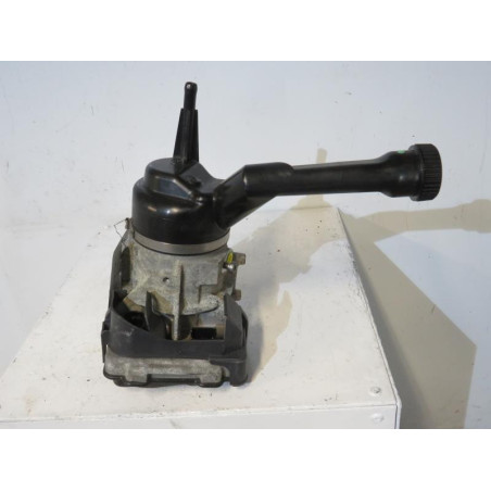 Pompe de direction PEUGEOT 308 1