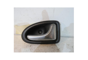 Poignee interieur arriere droit RENAULT CLIO 2 Photo n°1