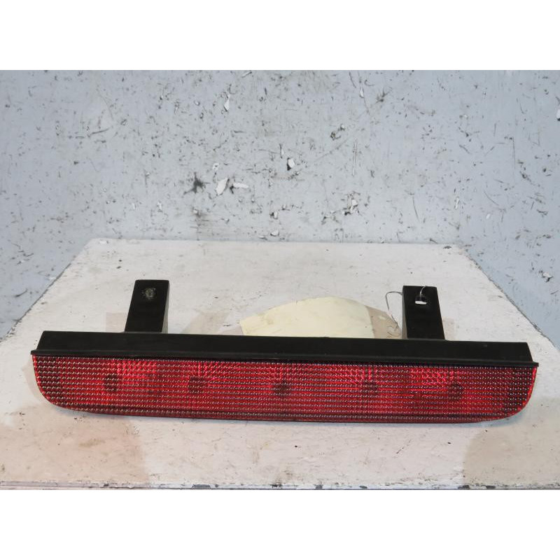 Feu arriere stop central OPEL AGILA A Photo n°1