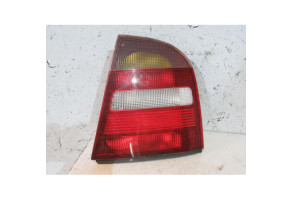 Feu arriere principal droit (feux) SKODA OCTAVIA 1 Photo n°1