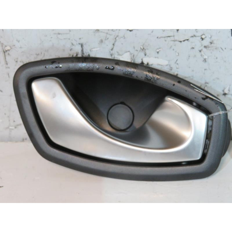 Poignee interieur arriere droit RENAULT CLIO 4 Photo n°1