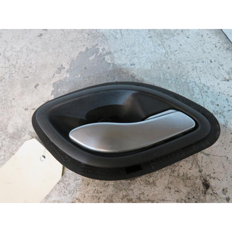 Poignee interieur arriere droit RENAULT LAGUNA 2 Photo n°1