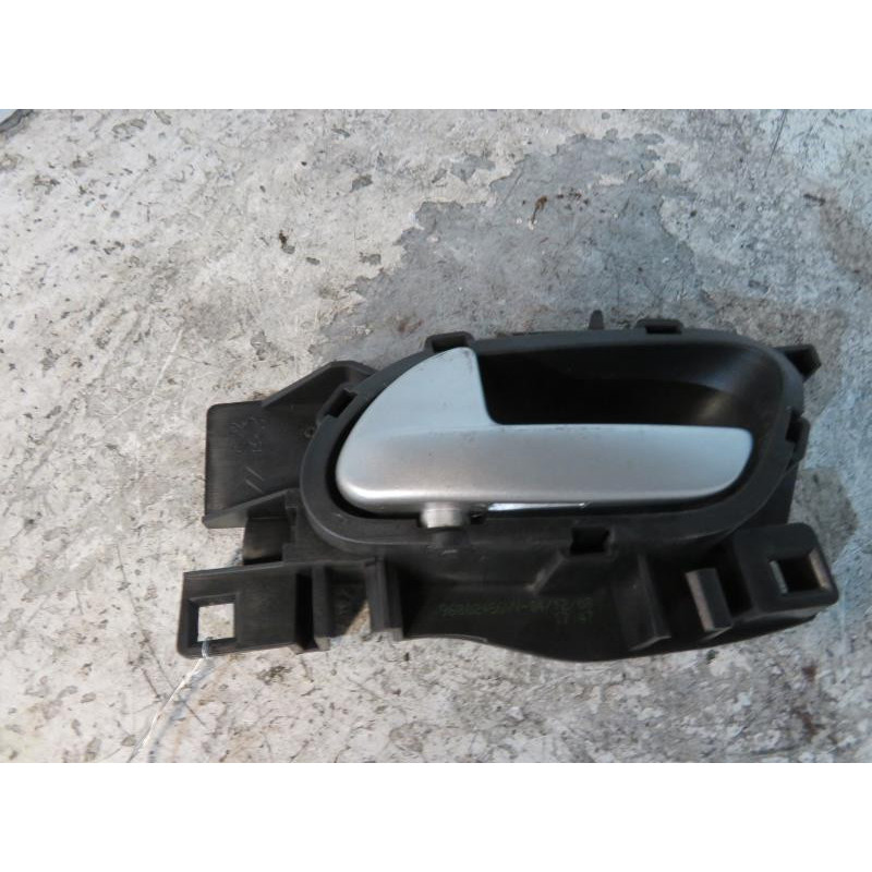 Poignee interieur arriere gauche PEUGEOT 207 Photo n°1