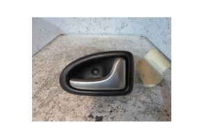 Poignee interieur arriere droit RENAULT CLIO 2 Photo n°1
