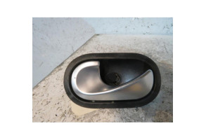 Poignee interieur arriere gauche RENAULT MEGANE 2 Photo n°1