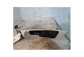 Poignee interieur arriere droit AUDI A6 2 Photo n°1
